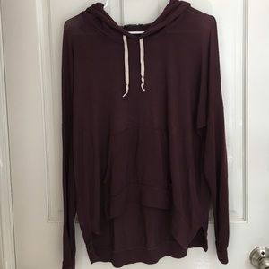 🍑Brandy Melville Burgundy High-Low Shirt